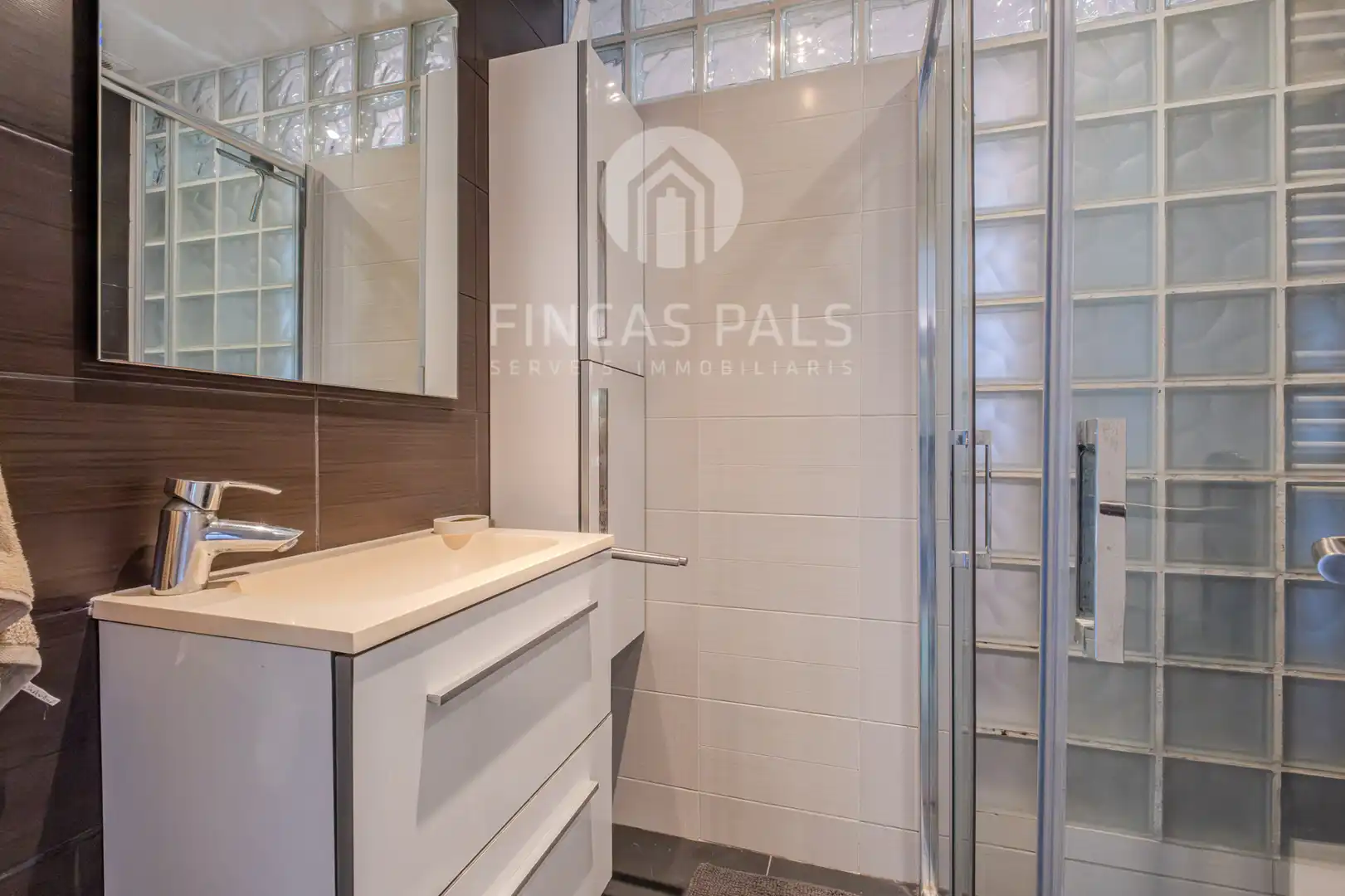 Detached house with pool for sale in Carrer de Londres 53, imagen 26