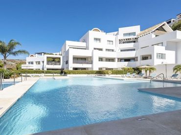 Attique avec piscine à vendre à Urbanización Los Flamingos 143