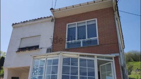 Foto 2 de Casa adosada en venda a Lena - Jomezana de Arriba, Lena, Asturias