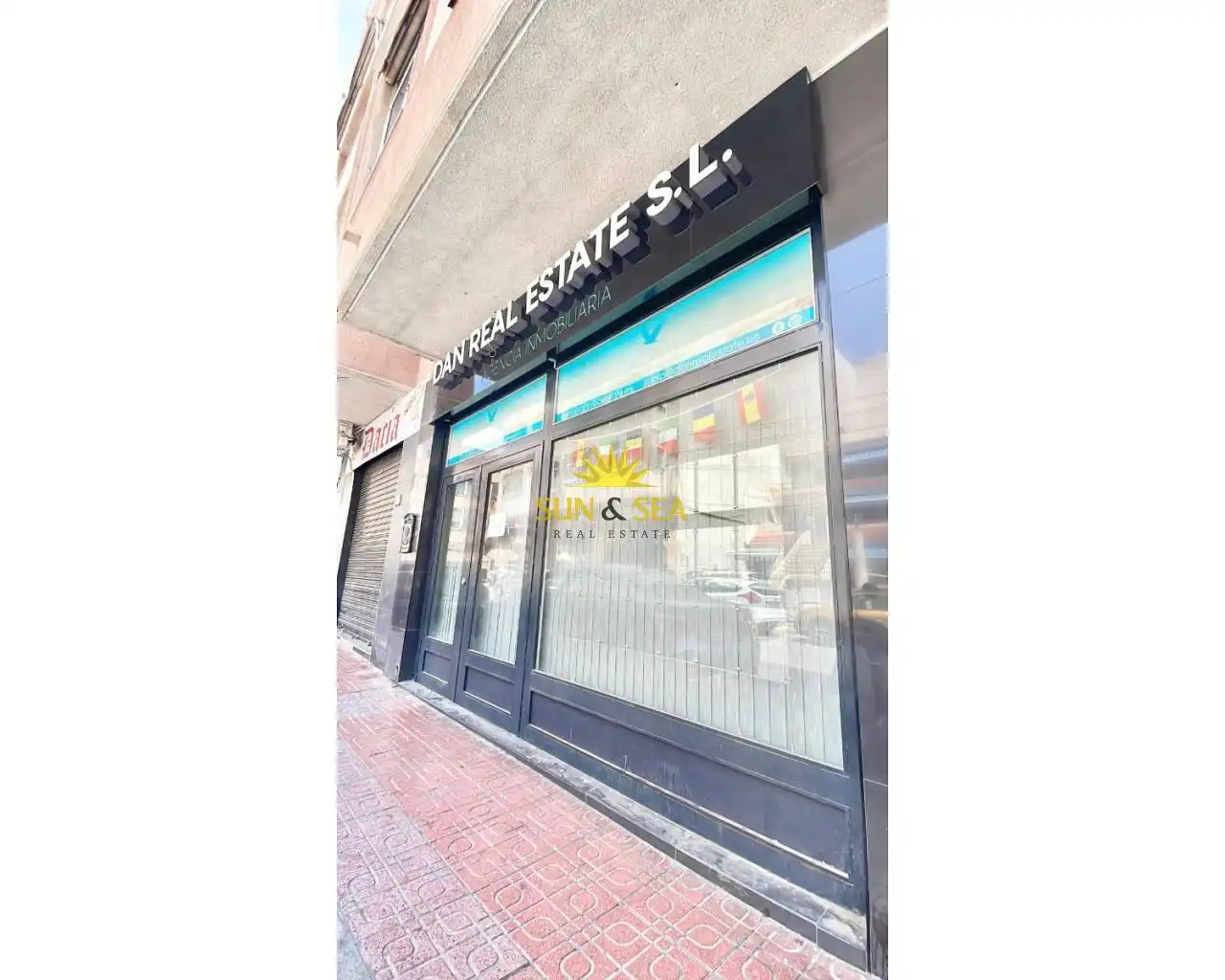 Commercial properties for rent in Avenida Habaneras - Curva de Palangre