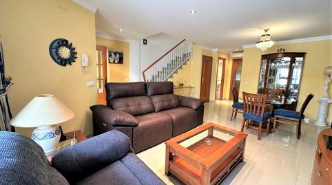 Photo 2 of Single-family semi-detached for sale in Pobla de Farnals, Valencia