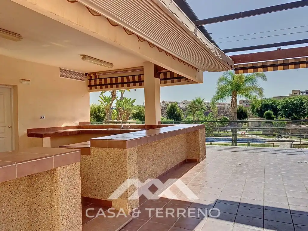 Adossat amb piscina en venda a Calle Celestina, imagen 34