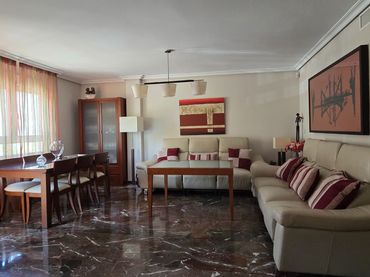 Appartamento con balcone in vendita a Paseo de España 500