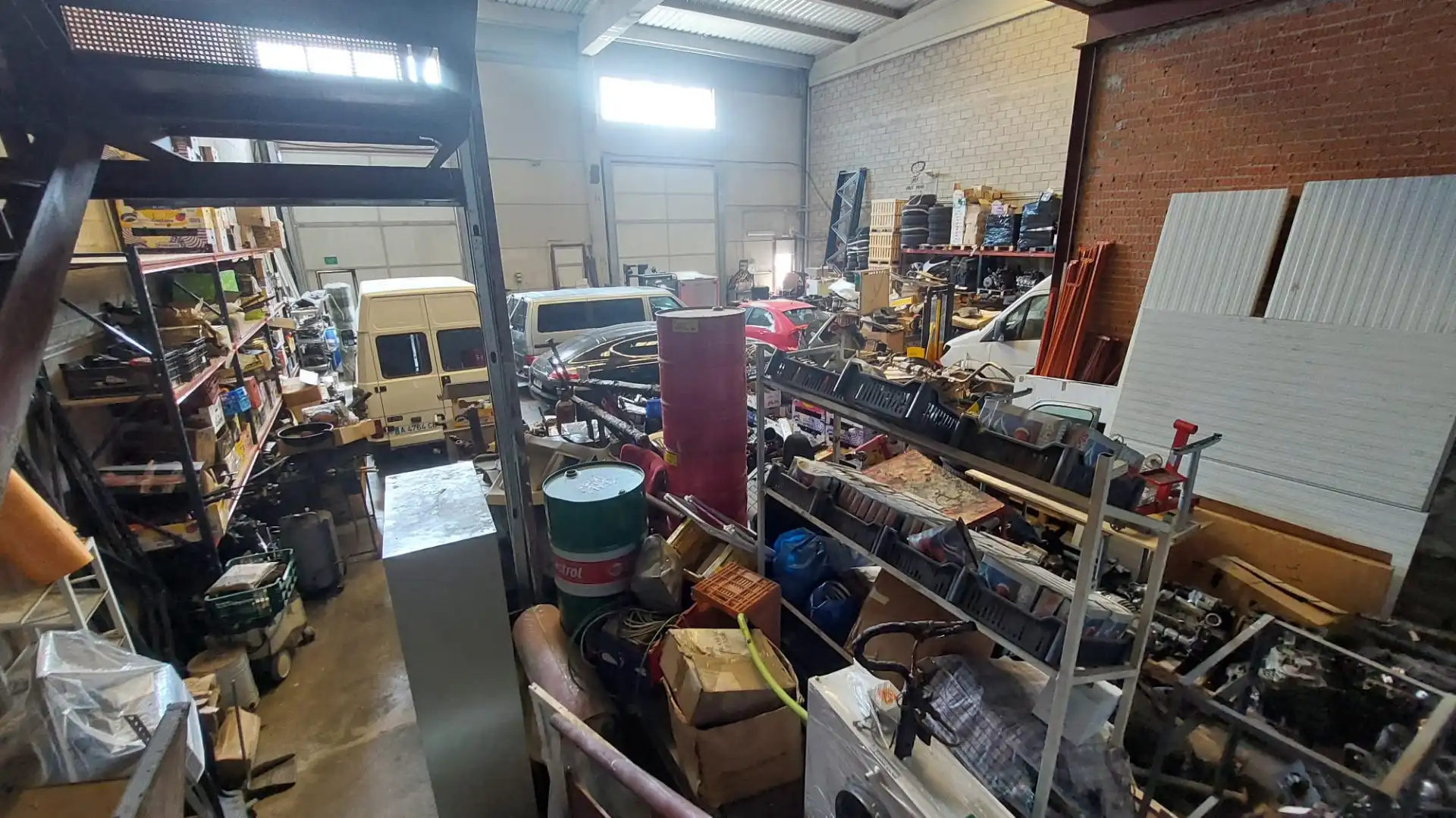 Nave industrial en venta en Parla con Alarma