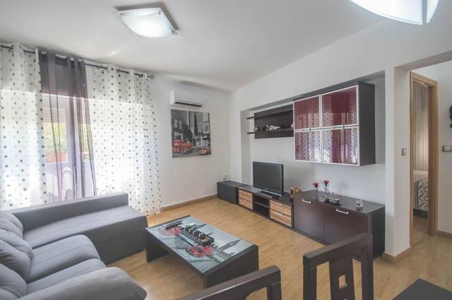 Piso en Alquiler en Calle MAGALLANES, 24 en Fraternidad