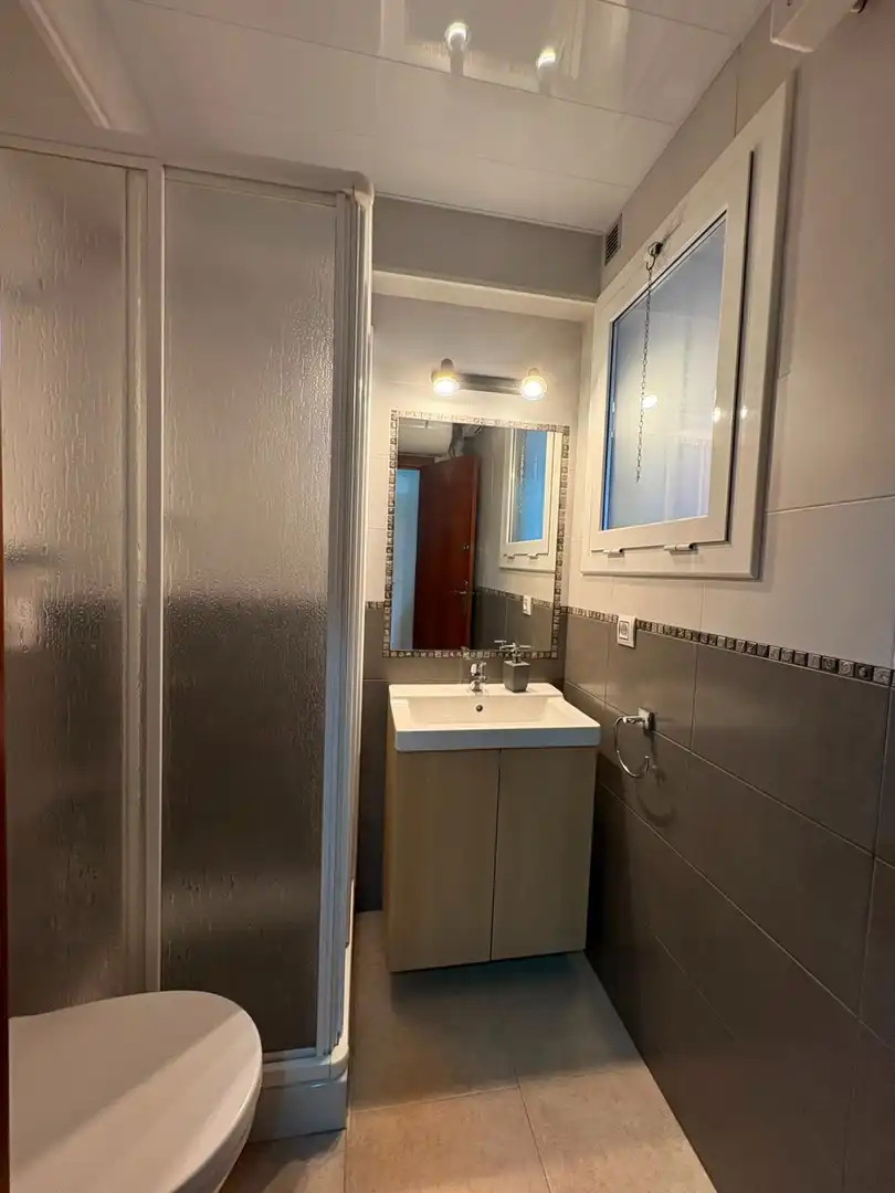 Bany de Apartament en venda en Pals amb Aire condicionat, Moblat i Piscina comunitària