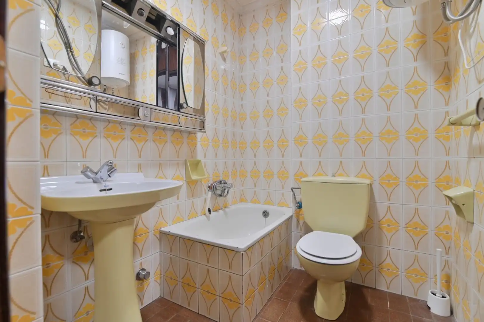 Baño de Piso en venta en Galdakao con Calefacción, Trastero y Balcón
