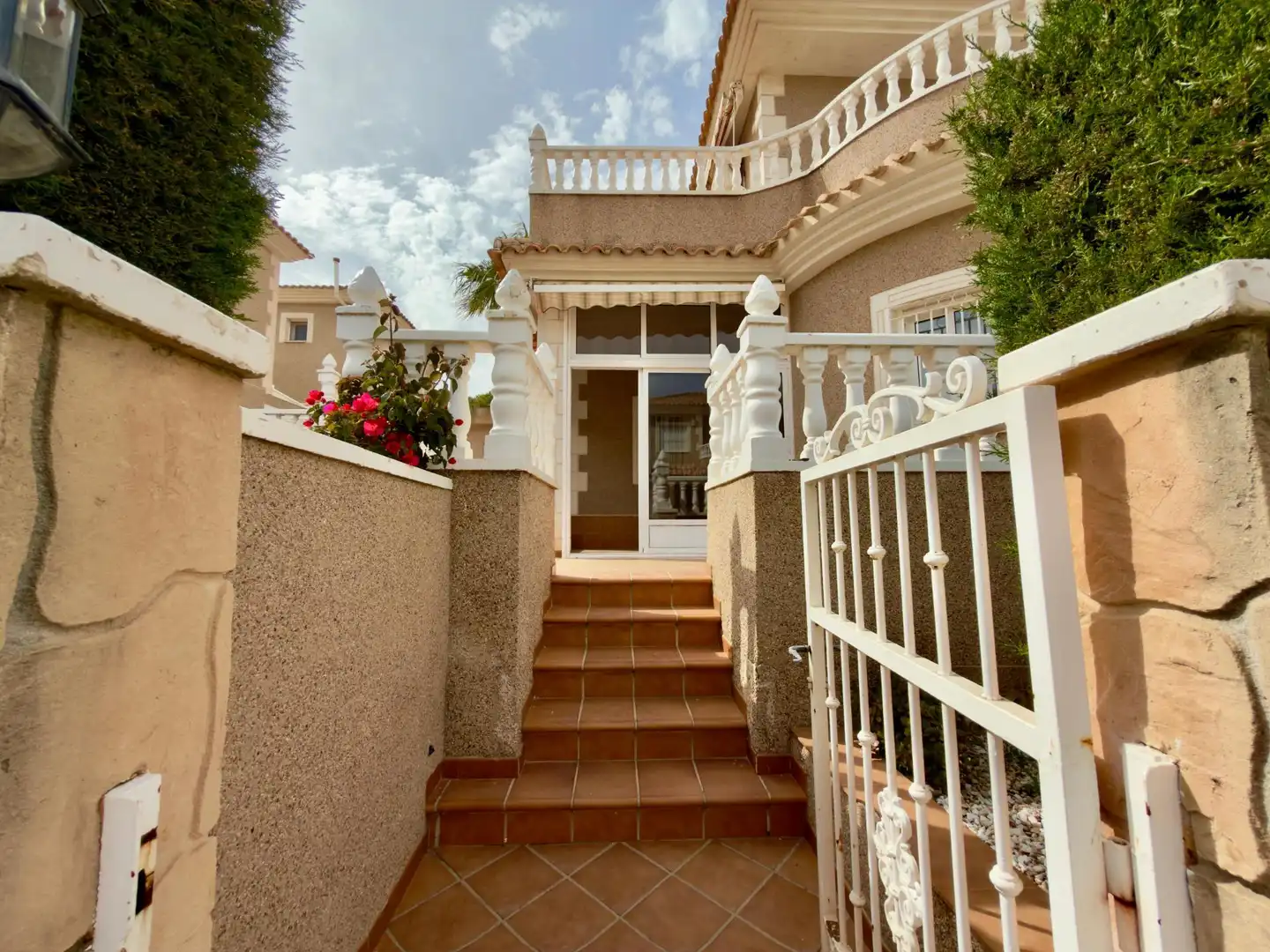Casa o xalet en venda en Torrevieja amb Aire condicionat, Jardí privat i Terrassa
