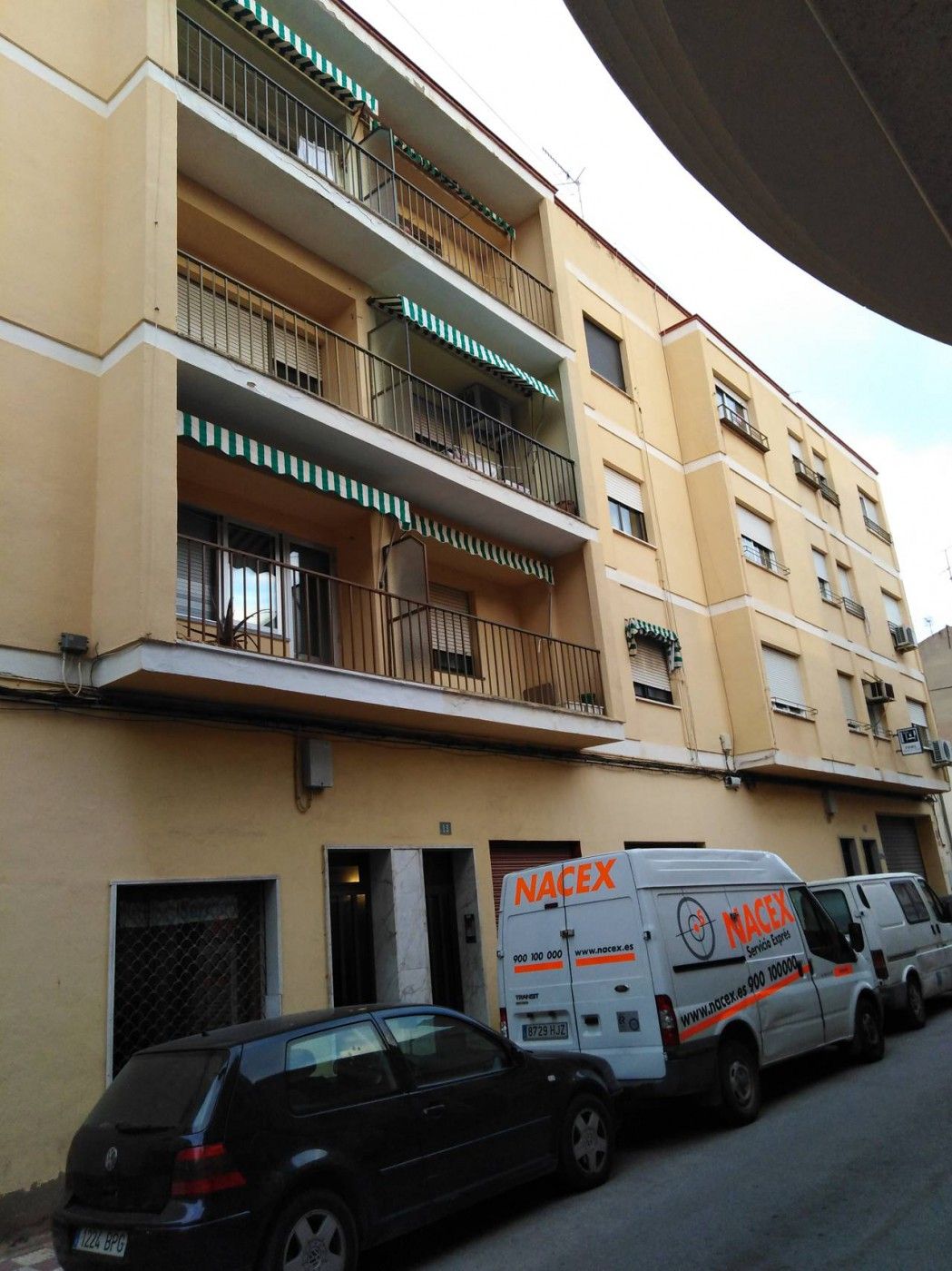 Vista exterior de Piso en venta en Almansa con Calefacción