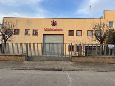Nave industrielle à vendre à canigo