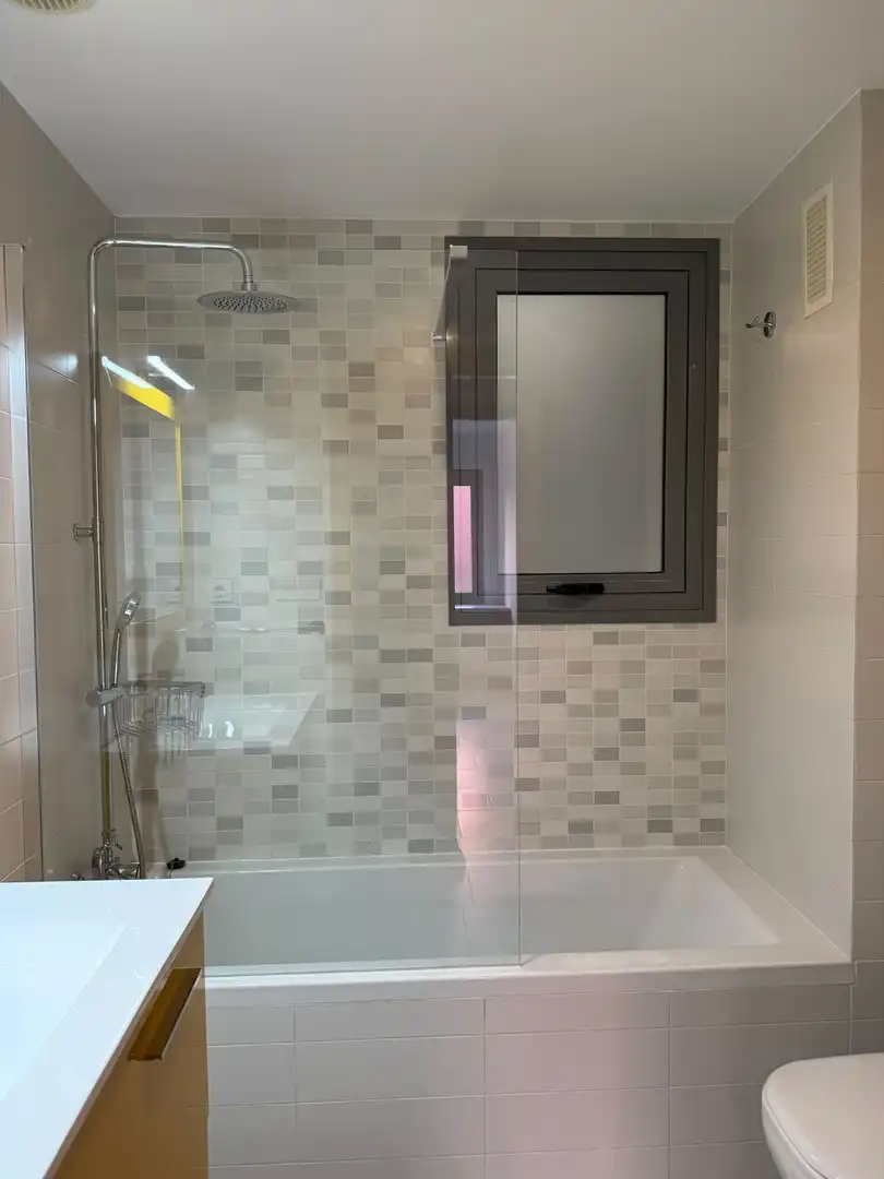 Baño de Piso en venta en Alcoy / Alcoi con Calefacción, Trastero y Amueblado
