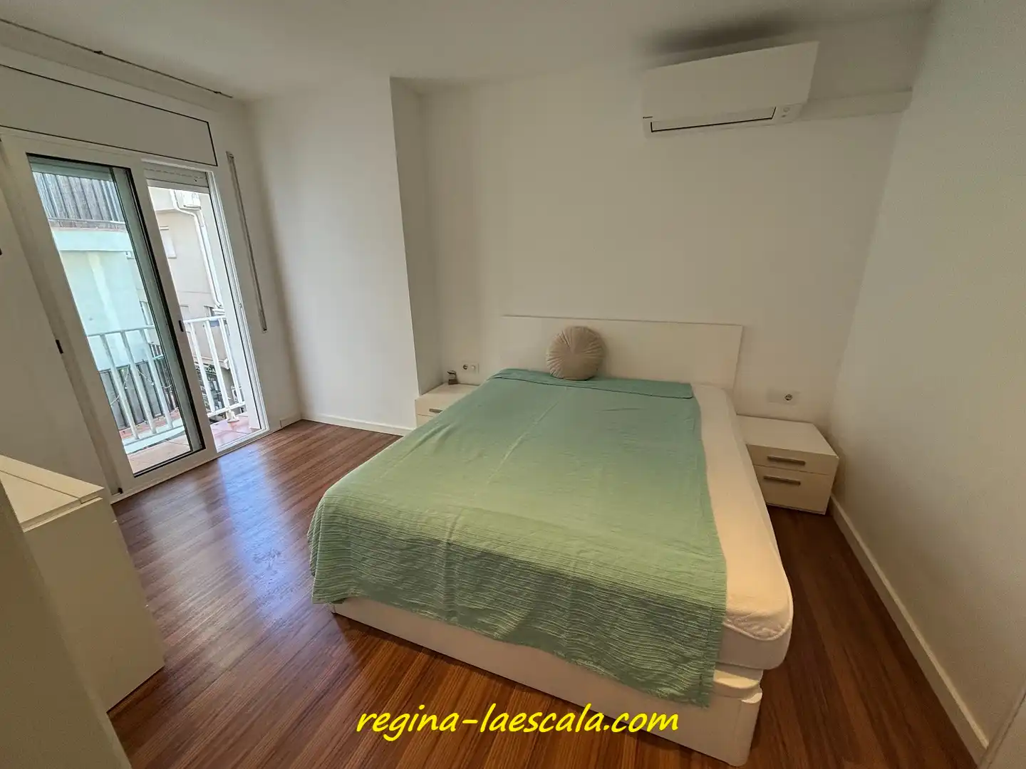 Bedroom of Flat for sale in L'Escala  with Heating, Parquet flooring and Terrace