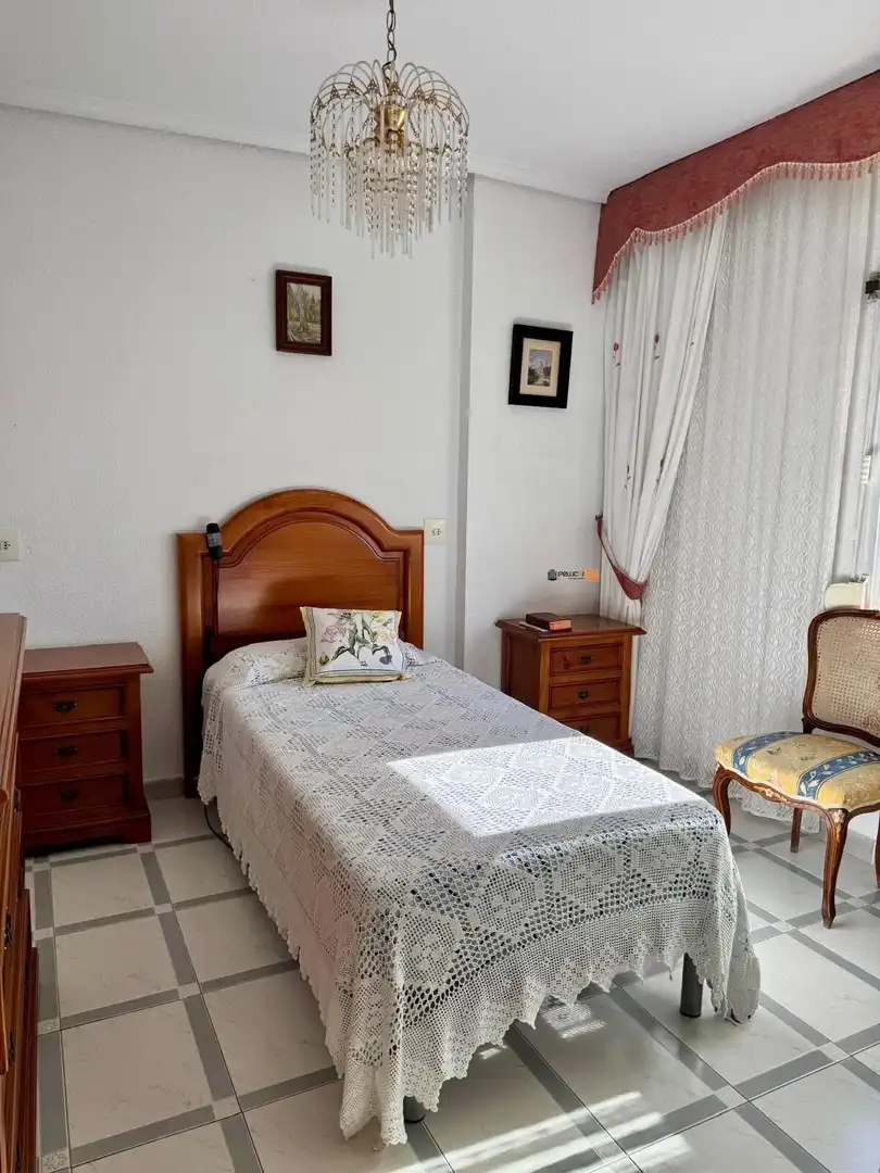 Habitación de Piso en venta en Benidorm con Aire acondicionado, Calefacción y Terraza