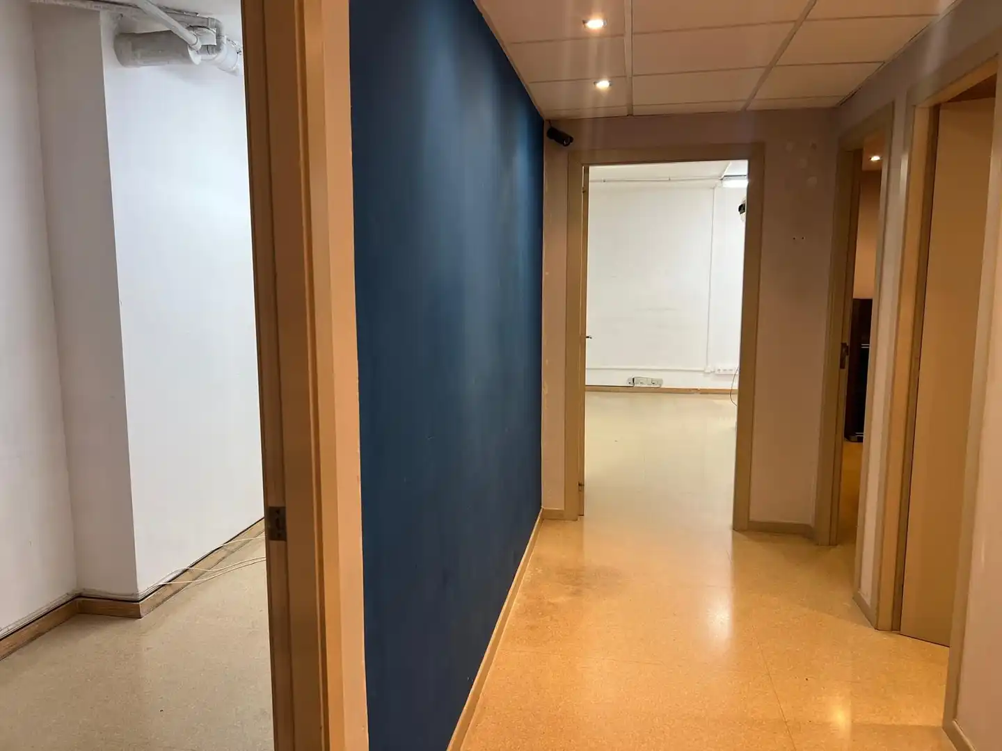 Commercial properties for rent in Mataró  with Air Conditioner