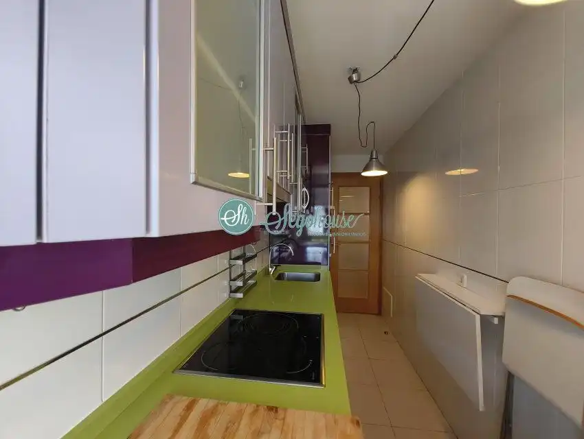 Cocina de Piso en venta en Torrecaballeros con Calefacción y Internet