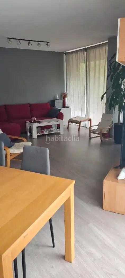 Pis amb jardí en venda a Avinguda de Catalunya 57