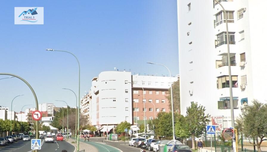 Exterior view of Flat for sale in  Sevilla Capital  with Terrace