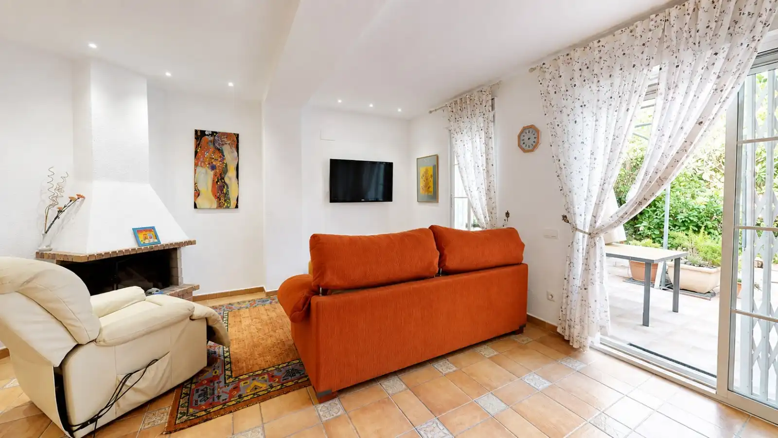 Sala d'estar de Casa o xalet en venda en Alicante / Alacant amb Aire condicionat, Calefacció i Terrassa