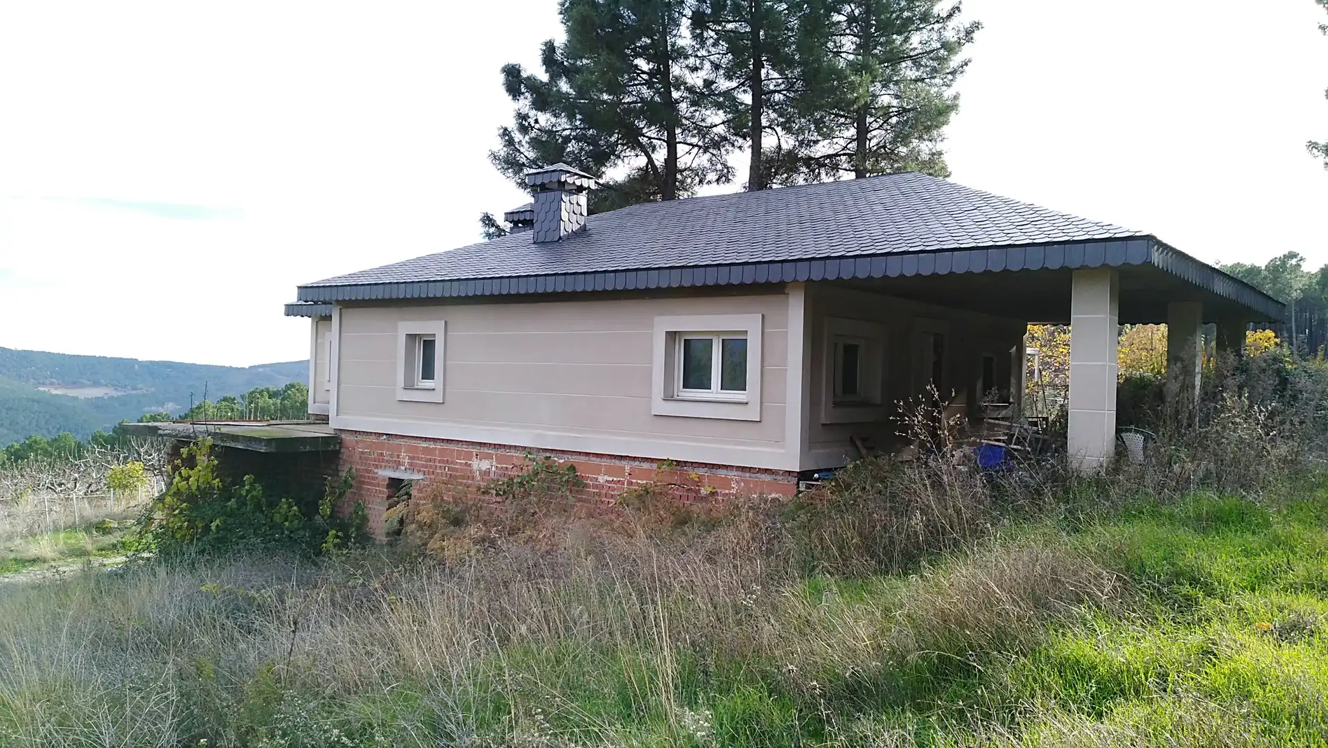 Exterior view of Buildings for sale in Mombeltrán
