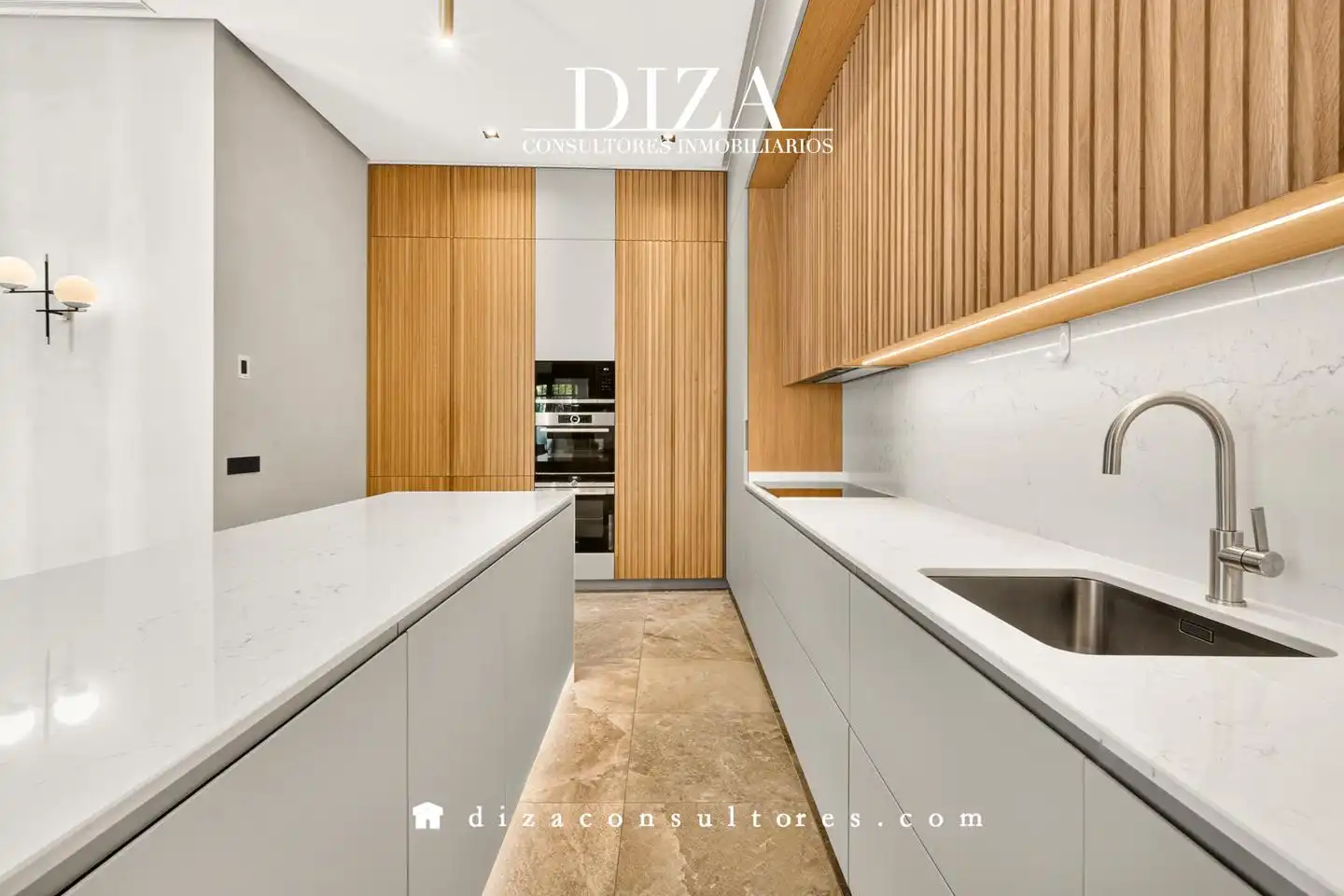 Kitchen of Ground floor for rent in Madrid  with Air Conditioner and Furnished