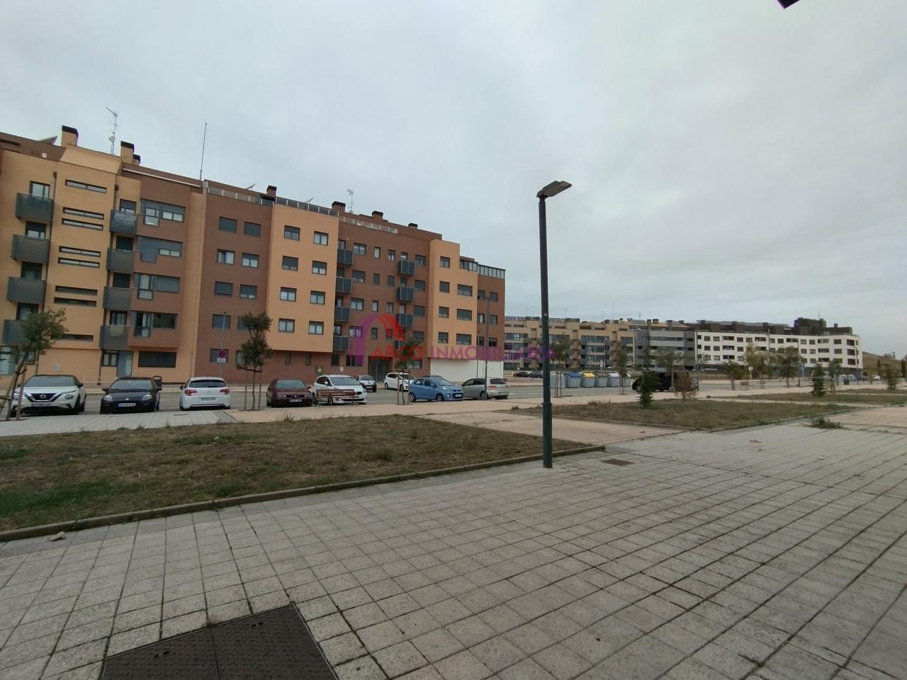 Parking de Piso en venta en Burgos Capital con Calefacción, Parquet y Trastero
