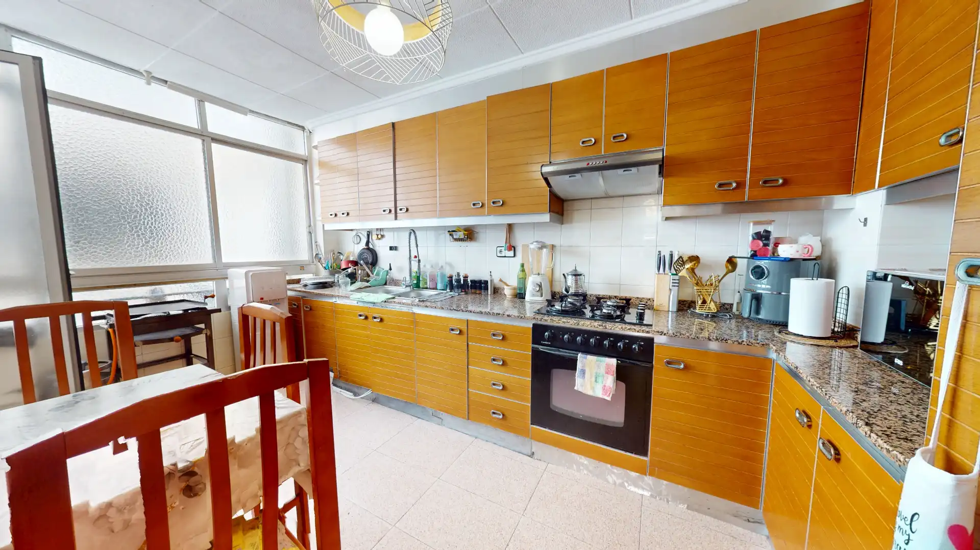 Kitchen of Flat for sale in Elda  with Air Conditioner, Furnished and Oven