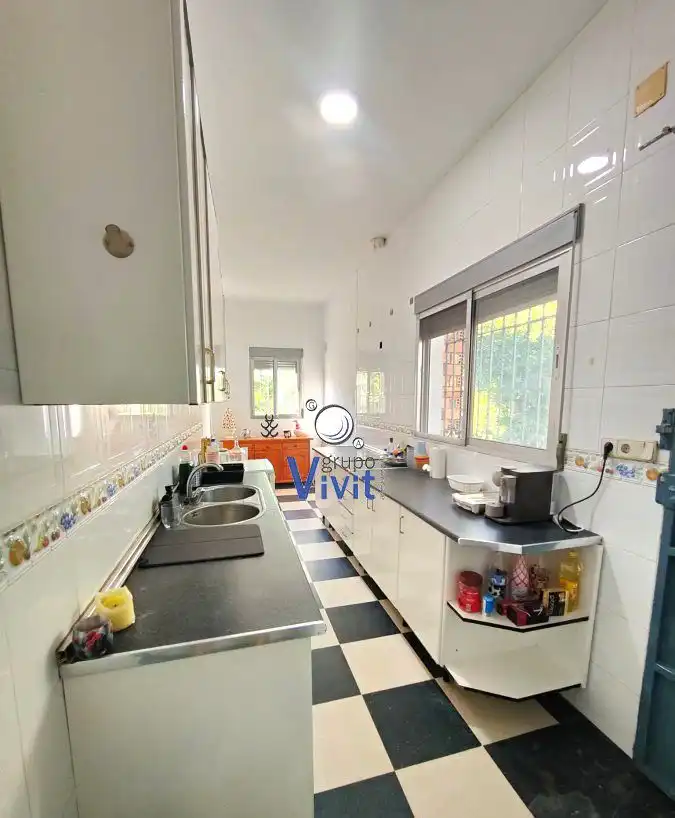 Cocina de Casa o chalet en venta en Carmona con Terraza y Trastero