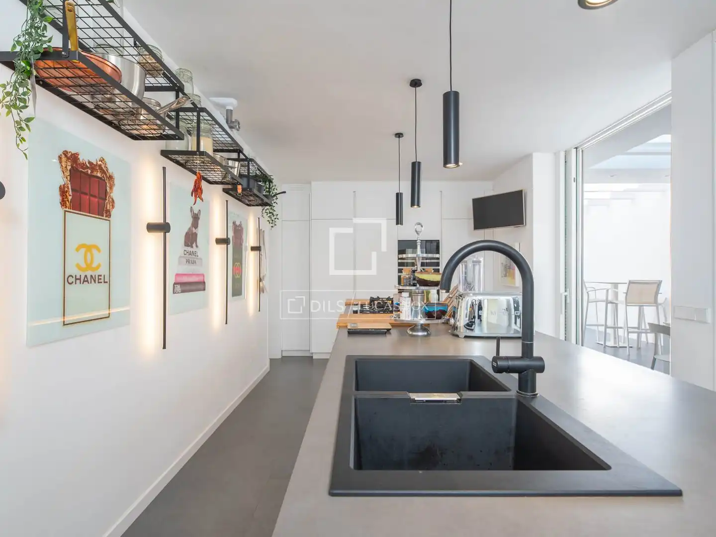 Kitchen of Houses for sale in Santa Eulària des Riu  with Air Conditioner, Heating and Terrace