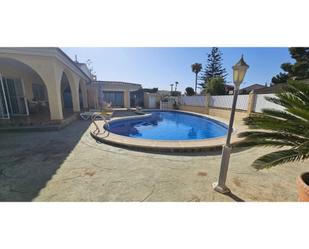 Swimming pool of House or chalet for sale in Orihuela  with Air Conditioner, Private garden and Terrace