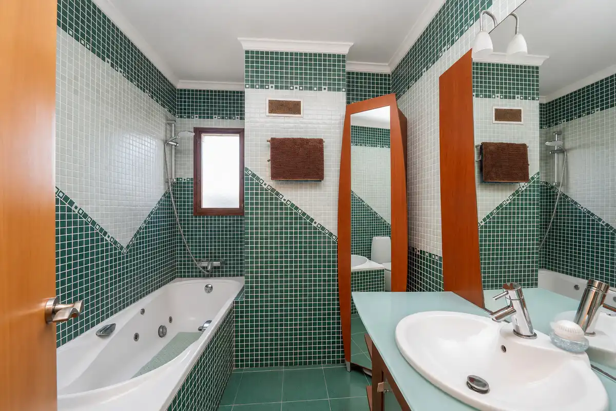 Bathroom of Duplexes for sale in Pedreguer  with Air Conditioner, Heating and Private garden