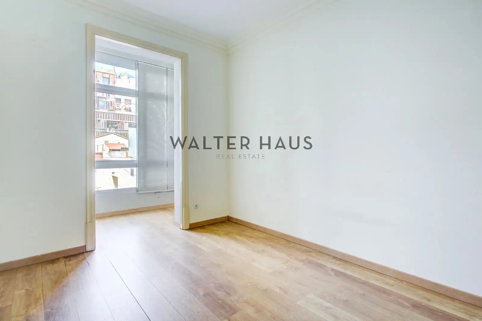 Piso con terraza en venta en Carrer del Rosselló, imagen 8