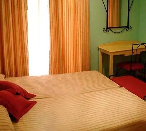 Schlafzimmer von Wohnungen zur Miete in Noja mit Heizung, Schwimmbad und Möbliert