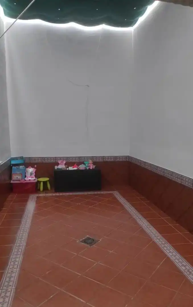 Casa adosada en venda en Marchena amb Aire condicionat i Moblat