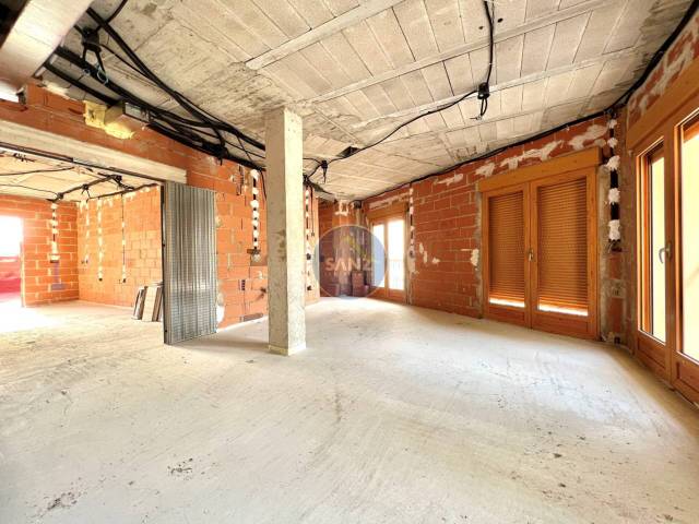 Piso en Venta en Avenida De la Llibertat en Salem