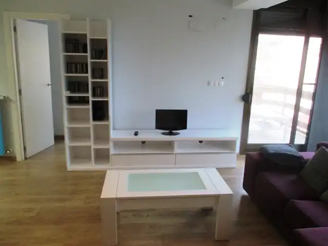 Apartament amb ascensor de lloguer a Carrer el Pinós 18, imagen 8