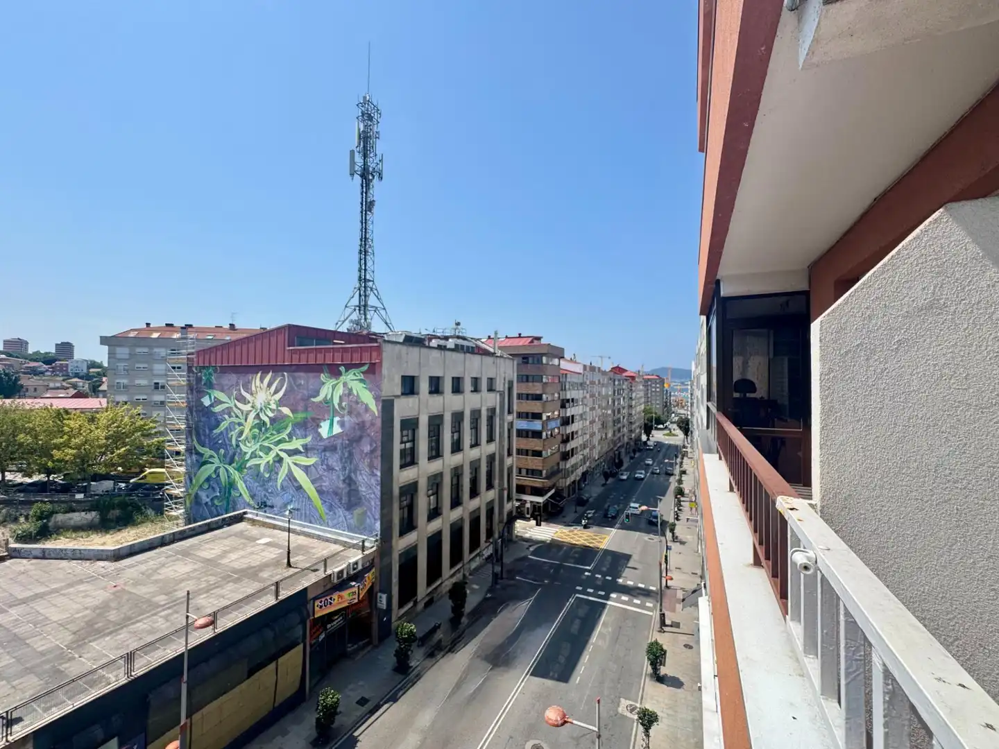 Vista exterior de Piso en venta en Vigo  con Calefacción, Parquet y Trastero