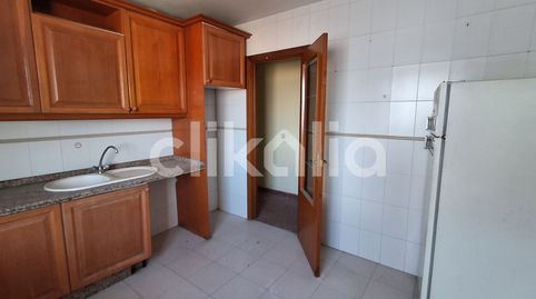 Foto 4 de Piso en venta en San Bartolomé - Millán de Priego, Jaén Capital
