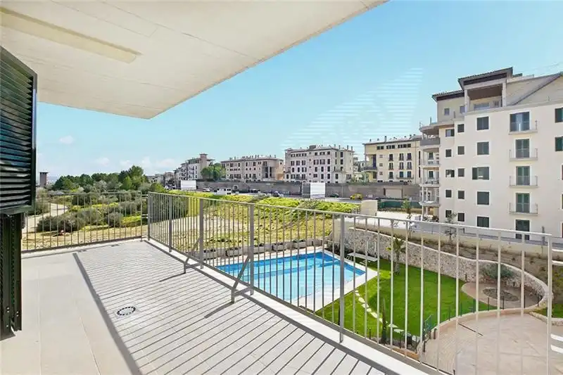 Terrassa de Pis de lloguer en  Palma de Mallorca amb Aire condicionat, Calefacció i Parquet