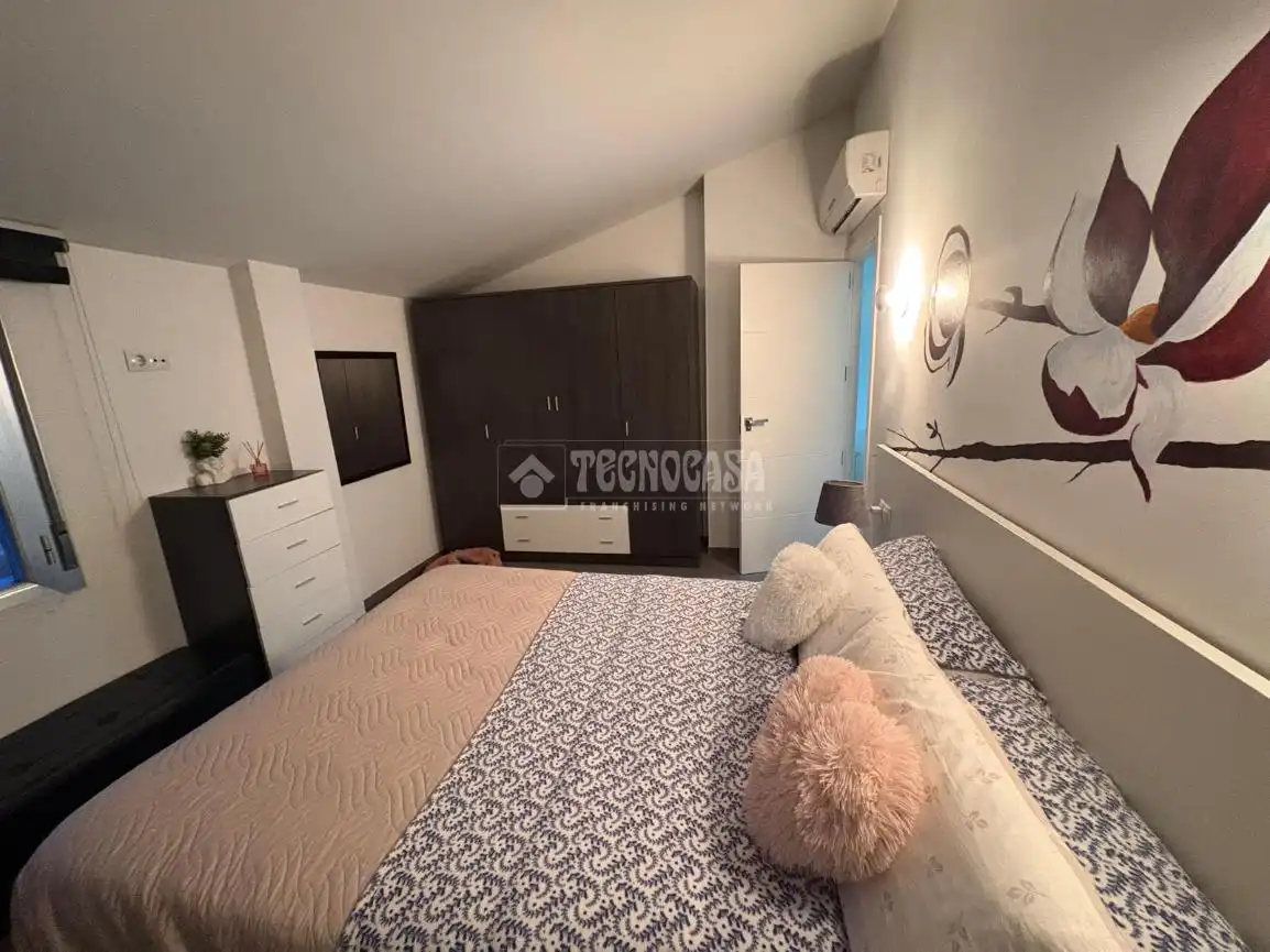 Casa adosada en venta en Los Villares