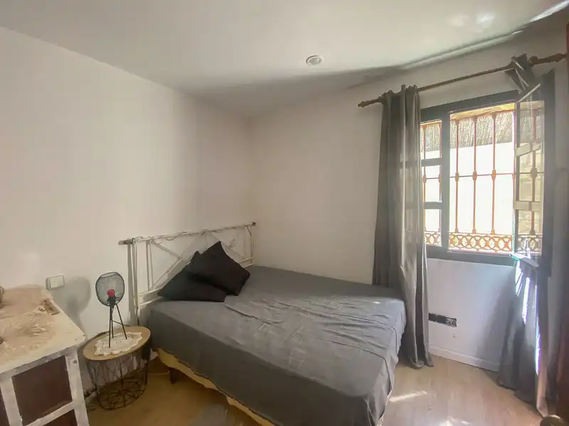Chalet con piscina en venta en Nueva, imagen 14