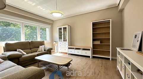 Foto 2 de Pis de lloguer a Marqués de la Ensenada, Residencia, Logroño