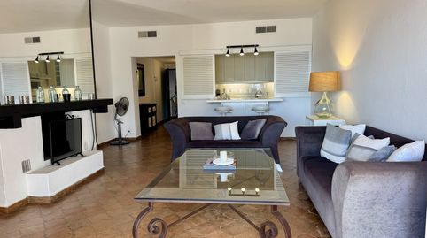 Foto 3 de Apartamento en venta en Puerto Banús, Marbella
