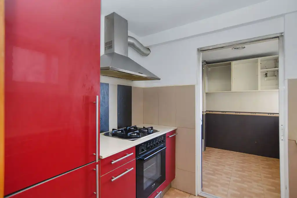 Piso en venta en C/ Pedraforca, Ciutat Meridiana