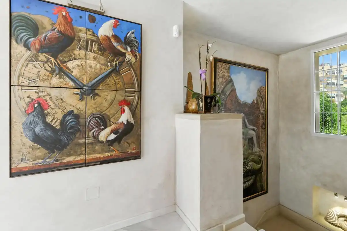 Sala d'estar de Casa o xalet en venda en Marbella amb Calefacció, Jardí privat i Terrassa