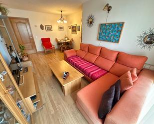 Living room of Flat for sale in Parla  with Air Conditioner, Heating and Terrace
