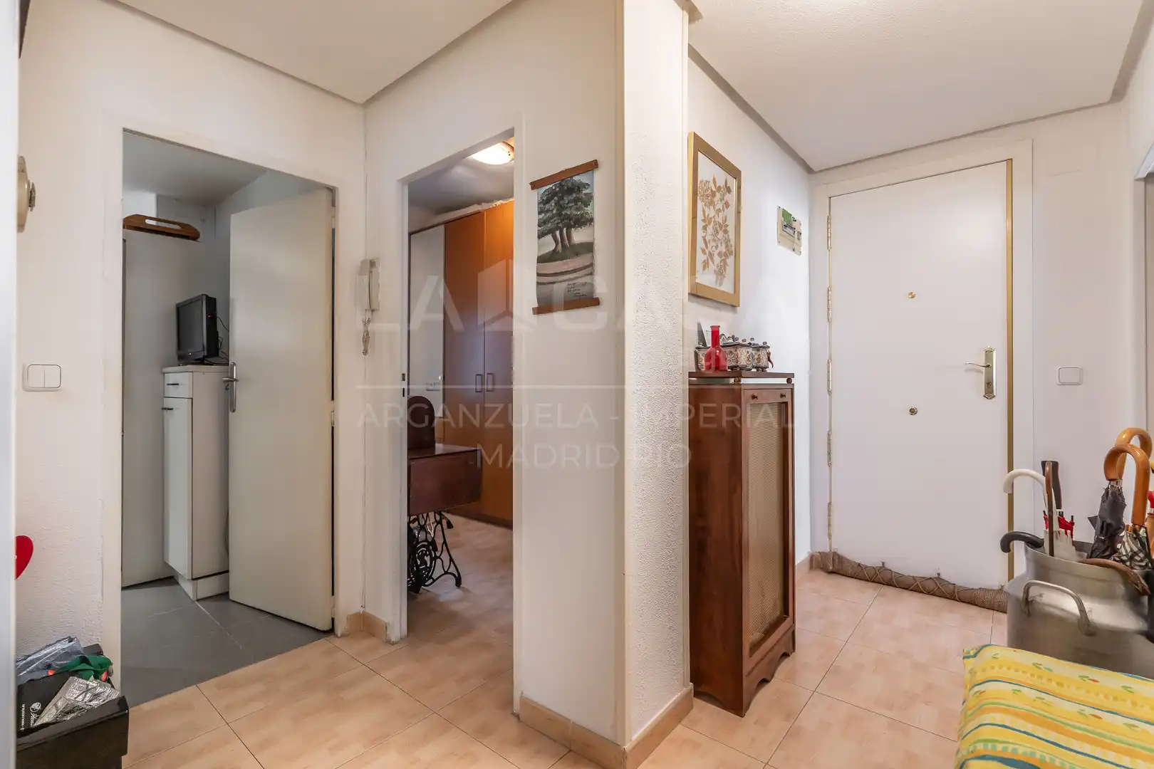 Piso en venta en Madrid con Calefacción y Trastero