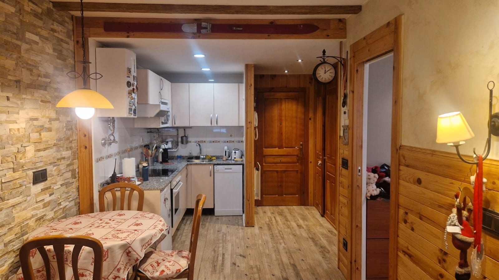 Kitchen of Apartment for sale in Puebla de Lillo  with Heating, Storage room and Furnished