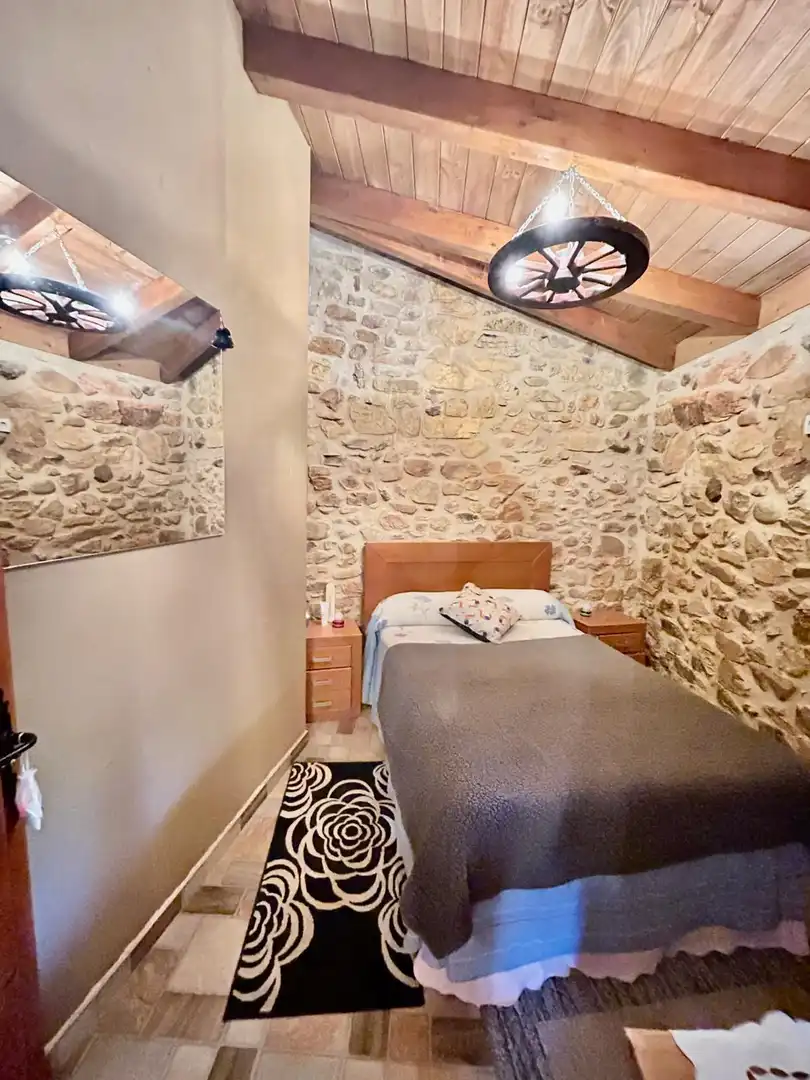 Dormitori de Casa o xalet en venda en Castrocontrigo amb Terrassa