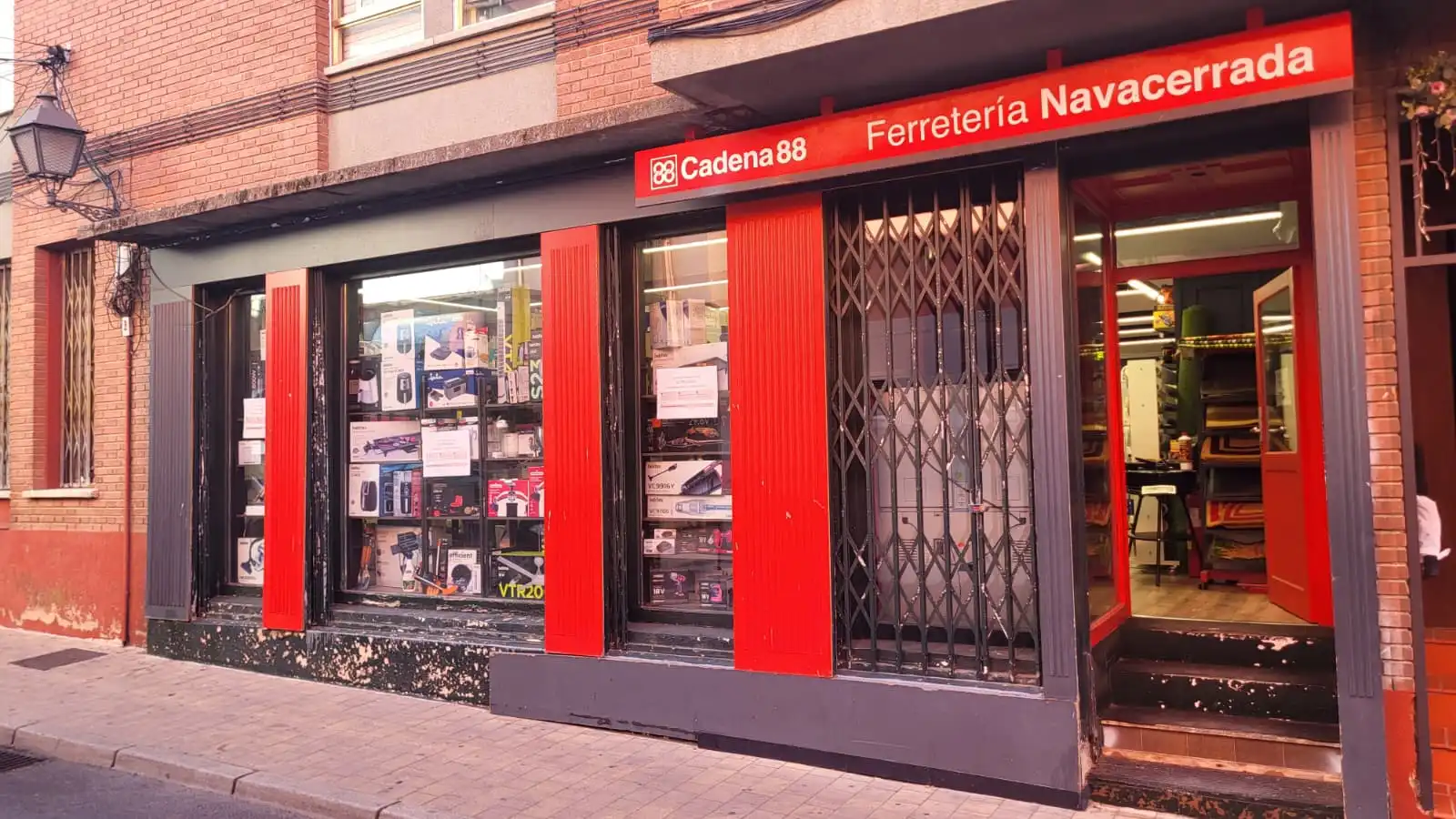 Local de alquiler en Navacerrada con Calefacción, Amueblado y Internet