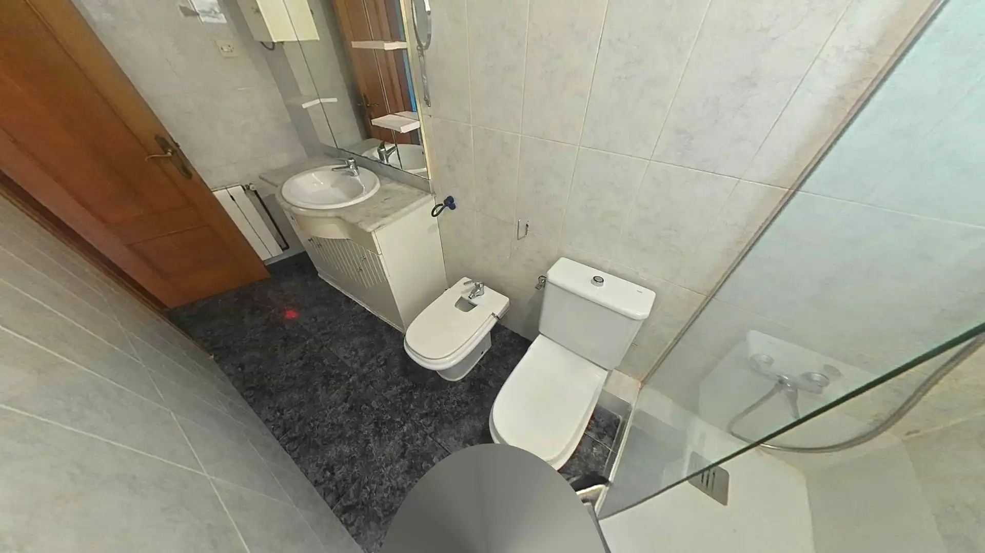 Bany de Apartament en venda en Terrassa amb Aire condicionat i Balcó
